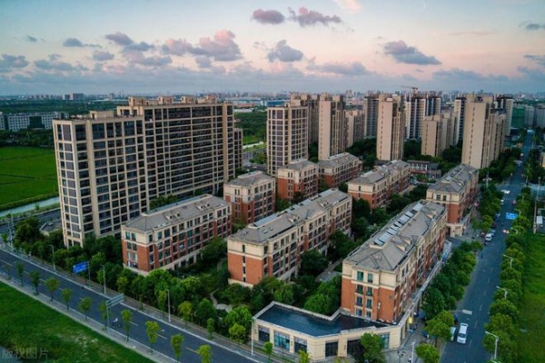 老房子又吃香了中央明确定调：2025年起这2类人将受益(图3)