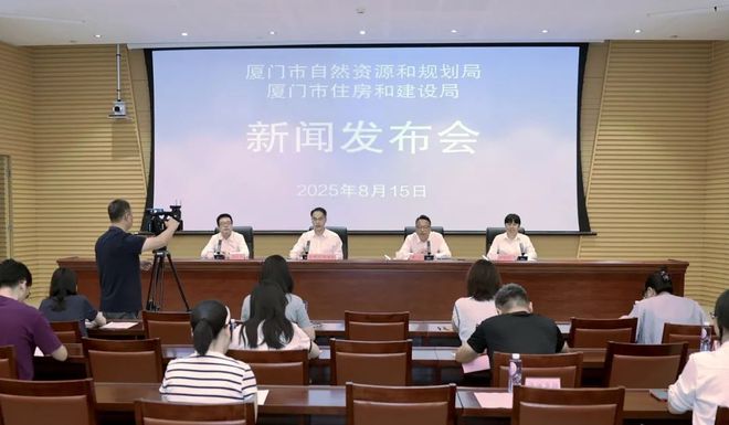 城镇老旧小区自主更新改造指导意见来了！明确这些内容→(图1)