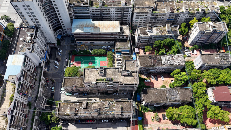 八步区：老旧小区“旧貌换新颜” 居民乐享新生活(图1)