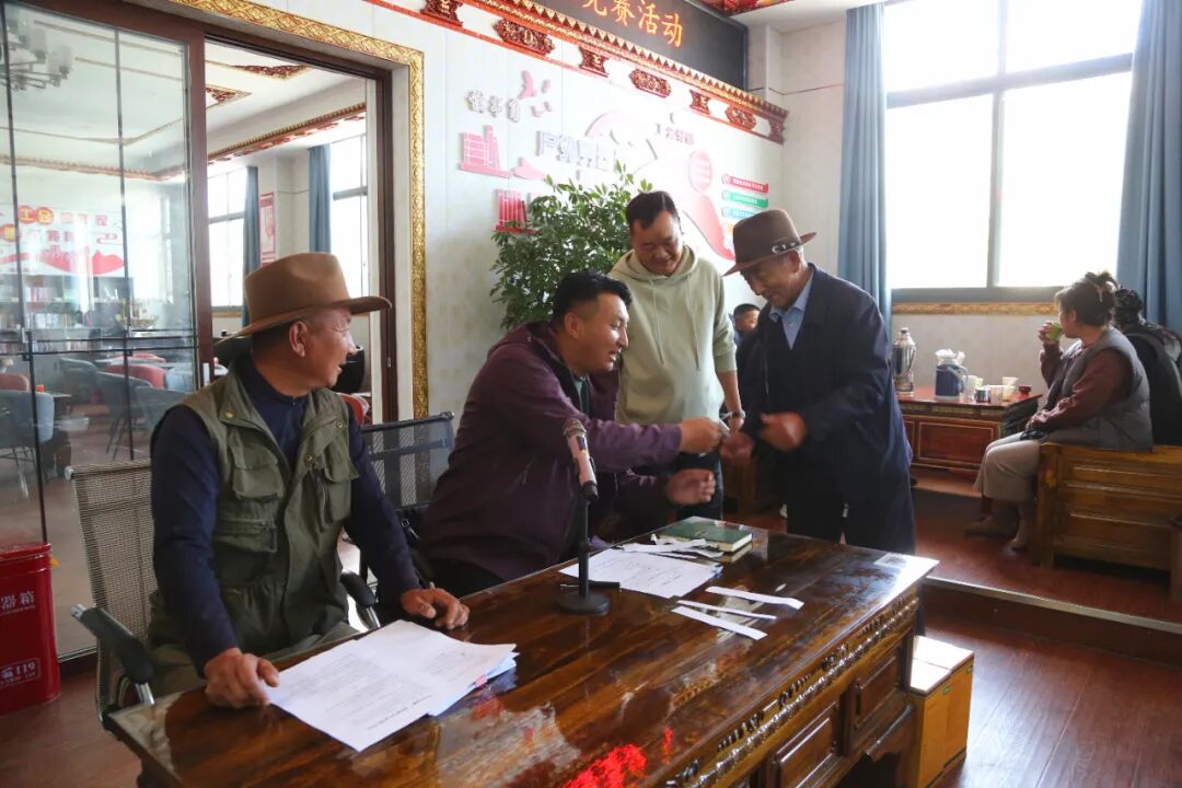 走村不漏户 户户见干部(图12)