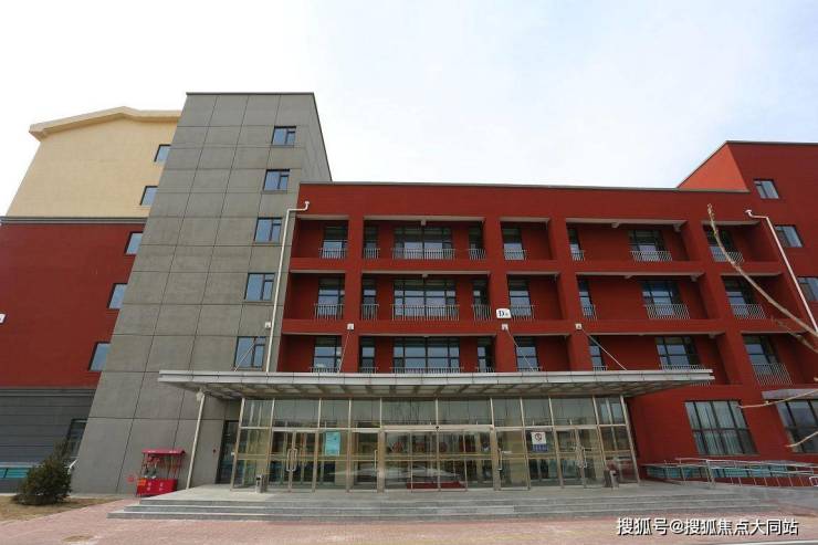 北京一福寿山福海养老服务中心2026指南：24小时智能安保+无障碍适老化设施+全科诊疗+慢性病管理(图2)