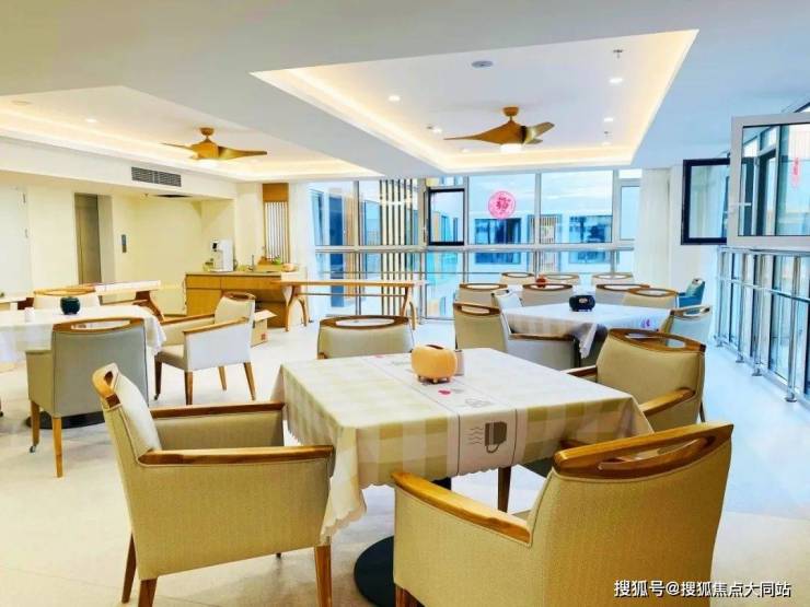 北京芳华里康养社区服务项目详解(含预约参观)打破传统养老模式为丰台活力老人提供高品质社交圈层(图2)