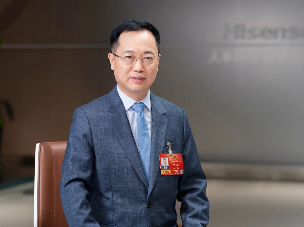 全国人大代表贾少谦：推动陪伴和适老化机器人规模化普及(图1)
