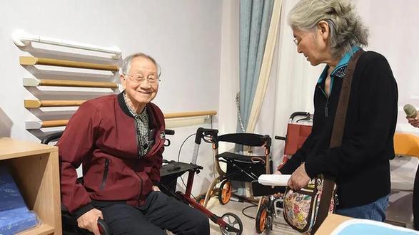 省消协发布关于推进适老化改造 共建老年友好消费环境的倡议(图1)