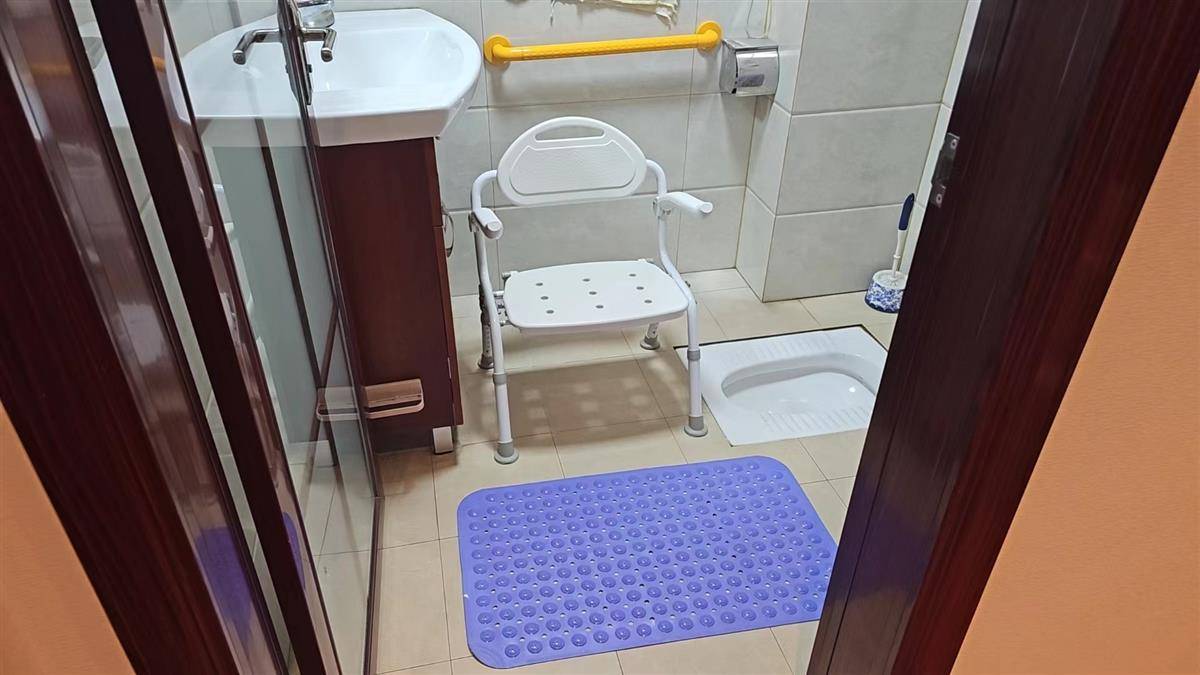 河南60岁以上老人可享上限12万元政策推出居家适老化改造补贴(图1)