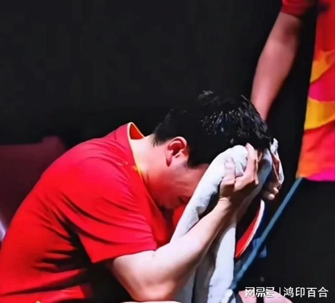 梁靖崑输雨果成为最郁闷之人却意外成就了王楚钦三大赛零的突破(图1)