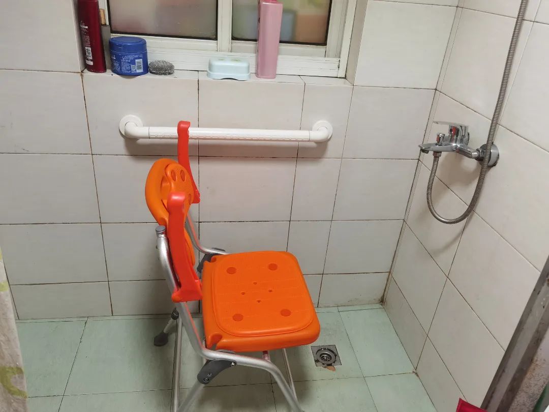 推进“微实事”打造宜居宜养社区(图1)