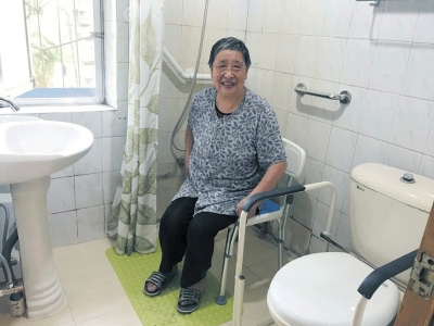 湖南福彩适老化改造让中国好人“芳华”夫妇舒服养老(图1)