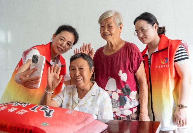 落实适老化制度福利这些难题怎么破？(图1)