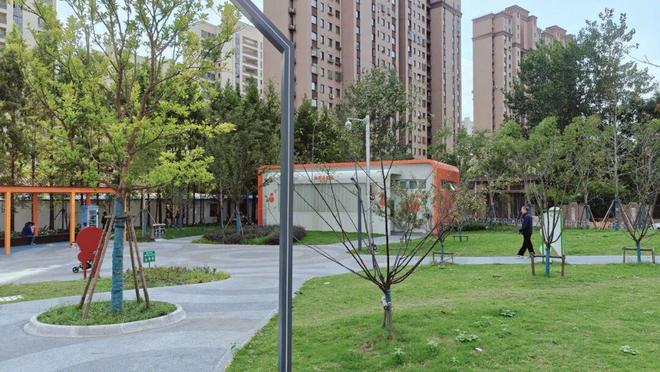 超额完成！全区完成40座公厕适老化适幼化改造(图4)