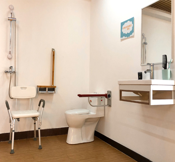 发言人来了 这三笔钱别错过！涉高龄、失能、居家适老化改造(图1)