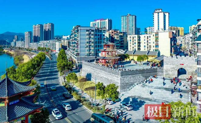 74万居民圆了“优居梦”竹山上演“幸福蝶变”(图1)