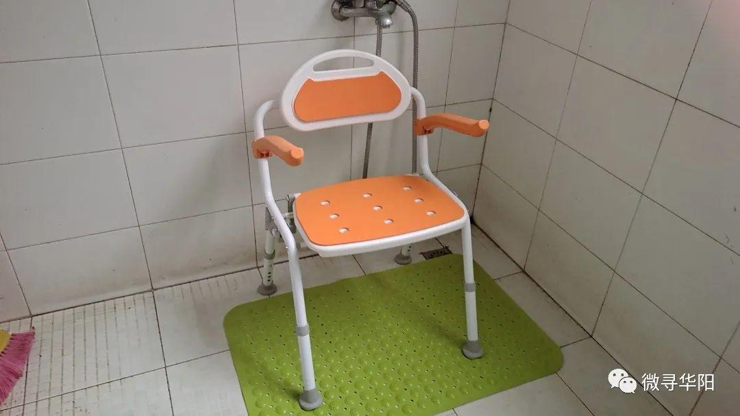 适老化改造托起老人“稳稳的幸福”(图1)