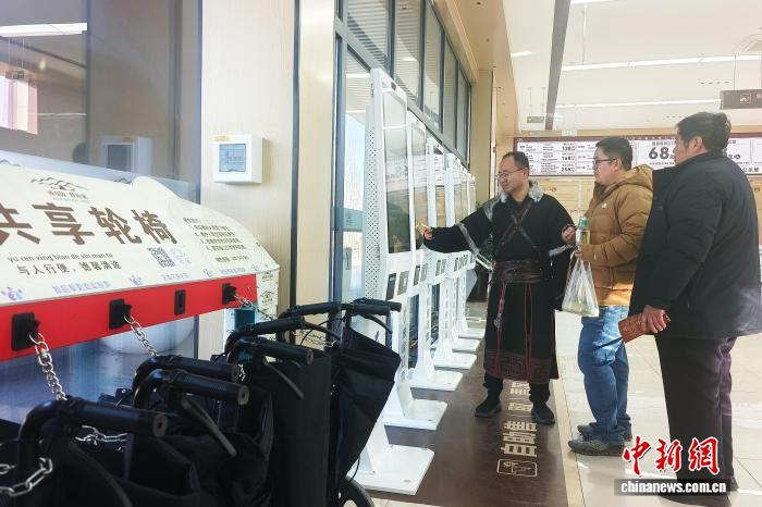 宁夏景区适老化改造提质 银发族乐享舒心旅途时光(图1)