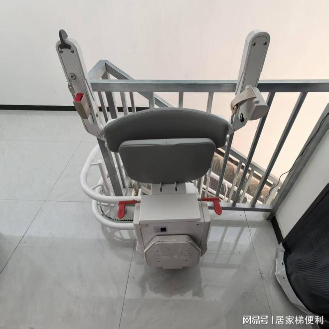 老人上下楼梯楼道座椅电梯厂家梳理适老化场景解决方案(图1)